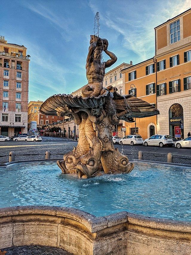 Fontana del Tritone